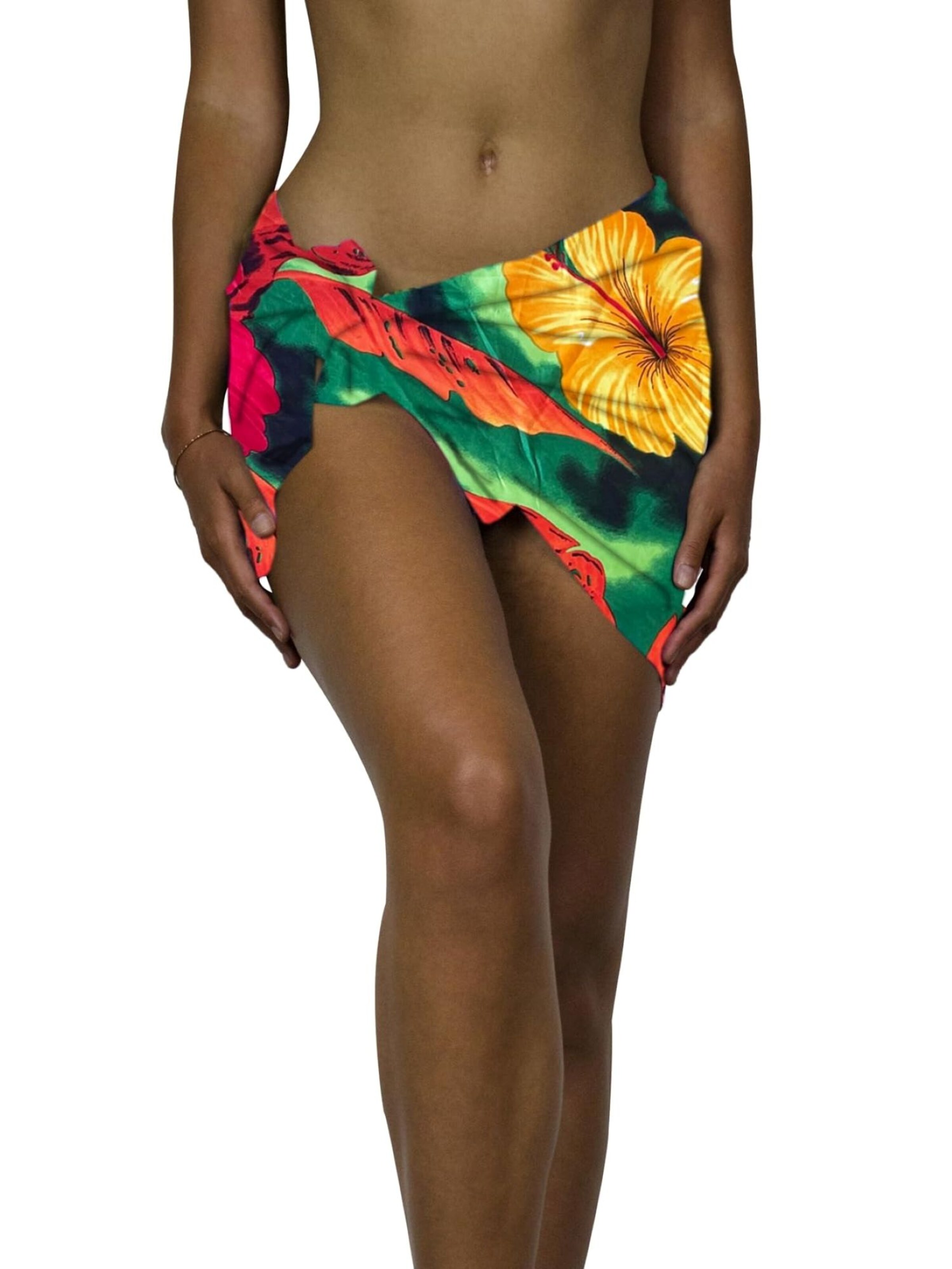 King Kameha Beach Towel 'Big Flower' in Green: front