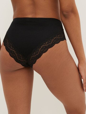 Next Slip in Schwarz