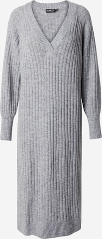 SOAKED IN LUXURY Kleid 'Rakel' in Grau: predná strana