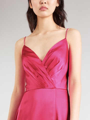 Robe de soirée MAGIC NIGHTS en rose