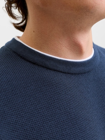 JACK & JONES Пуловер 'JORFREDERIKSBERG' в синьо
