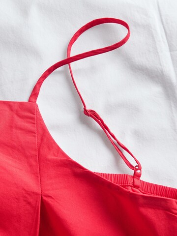 The Set Kleid in Rot