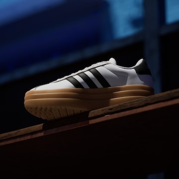 ADIDAS SPORTSWEAR Σνίκερ 'VL Court Bold' σε λευκό