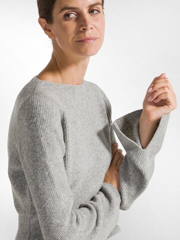 DEHA Midikleid in Grau