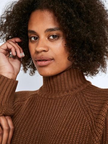 Noisy may Knitted dress 'Timmy' in Brown