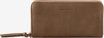 FREDsBRUDER Portemonnaie 'Just Easy' in Braun: Vorderseite