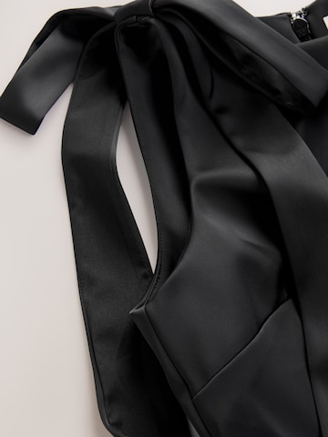 Next Klänning i svart