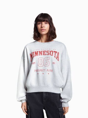 Bershka Sweatshirt in Grey: front