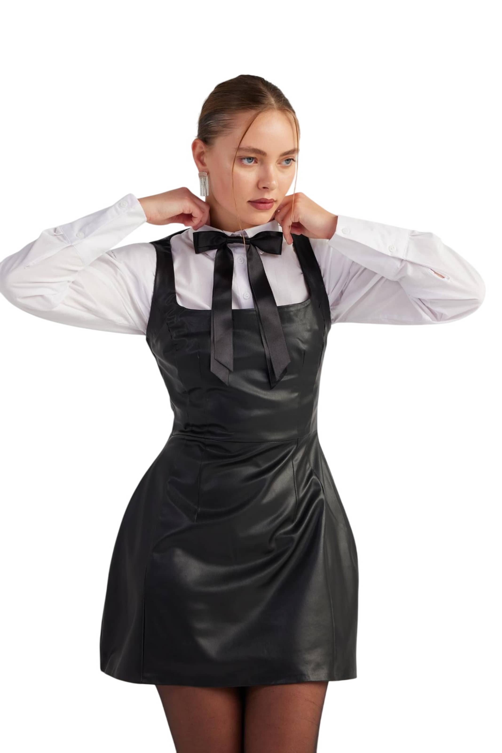 Robe HOLLY LOLLY en noir : devant
