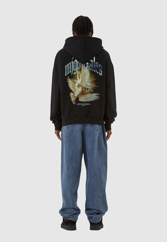 MJ Gonzales Sweatshirt 'Spirit' in Schwarz