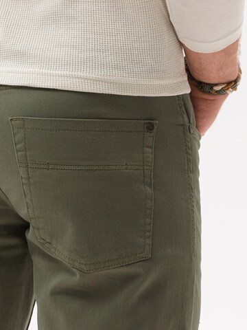 Regular Pantalon chino 'P1059' Ombre en vert