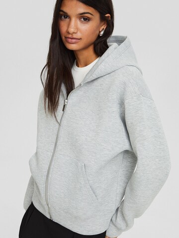 Bershka Sweatjacke in Grau