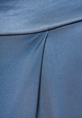 LASCANA Tapered Pants in Blue