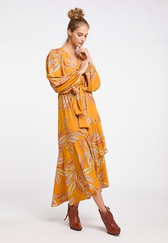 Robe 'Hoona' IZIA en orange