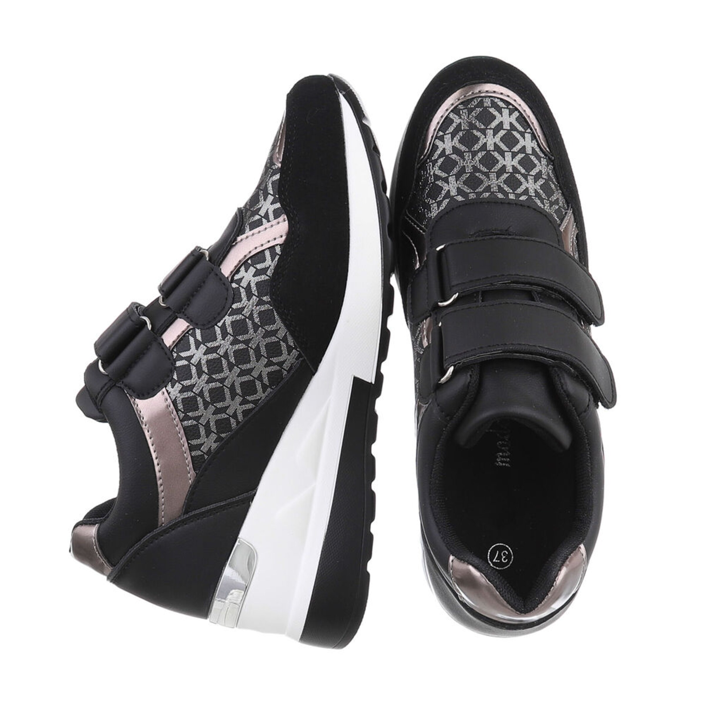 Ital-Design Sneakers in Black