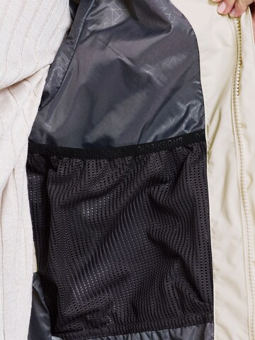 Didriksons Outdoorjas 'THELMA ' in Wit