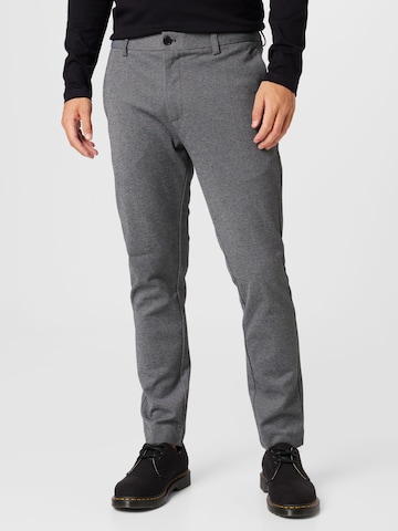 Pantaloni chino di Clean Cut Copenhagen in grigio: frontale