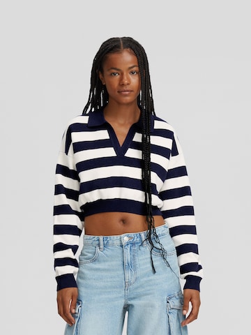 Pull-over Bershka en bleu : devant