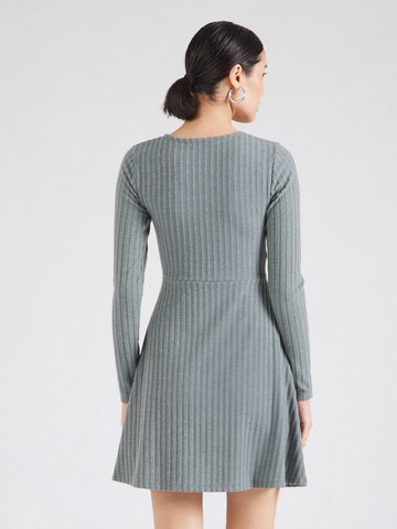 Rochie tricotat de la ABOUT YOU pe albastru