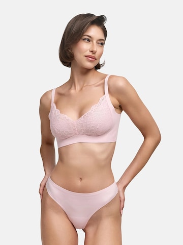 String 'Tanga mit Spitze' di cfab (formerly creamy fabrics) in rosa: frontale