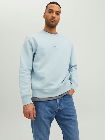 Sweat-shirt R.D.D. ROYAL DENIM DIVISION en bleu : devant