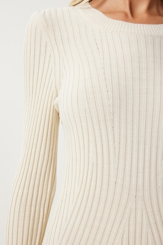 Happiness İstanbul Strikkjole i beige