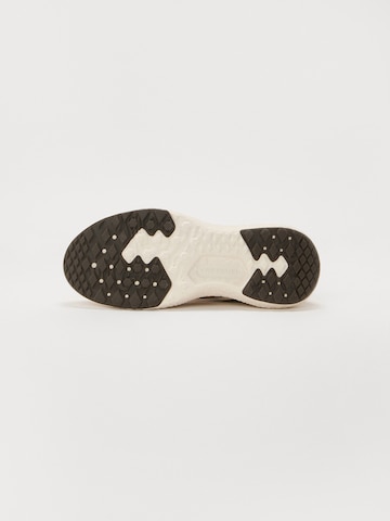 VANS Platform trainers 'UltraRange Neo' in Yellow: bottom