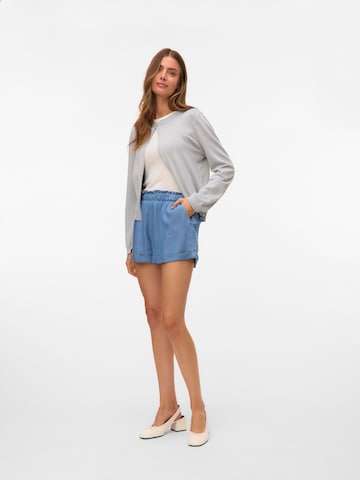 VERO MODA Gebreid vest 'VMlucia' in Grijs