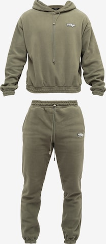 Tom Barron Tracksuit in Green: front