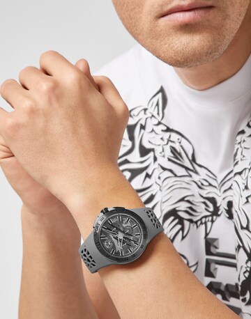 Plein Sport Uhr  'Thunderstorm' in Grau: Vorderseite