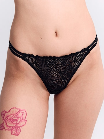 Erlich Textil - Tanga en negro: frente