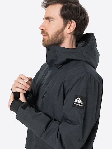 QUIKSILVER Regular Fit Sportsjakke 'Mission Solid' i sort