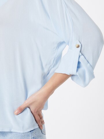 Camicia da donna di PIECES in blu