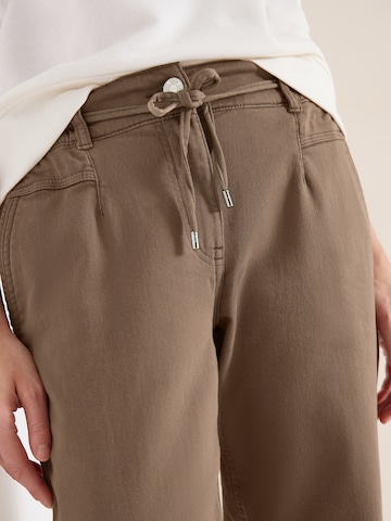 CECIL Zúžený Kalhoty se sklady v pase 'Chelsea' – hnědá