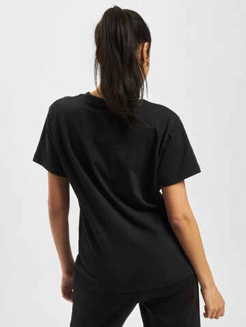 DEF T-shirt 'Definitely' i svart
