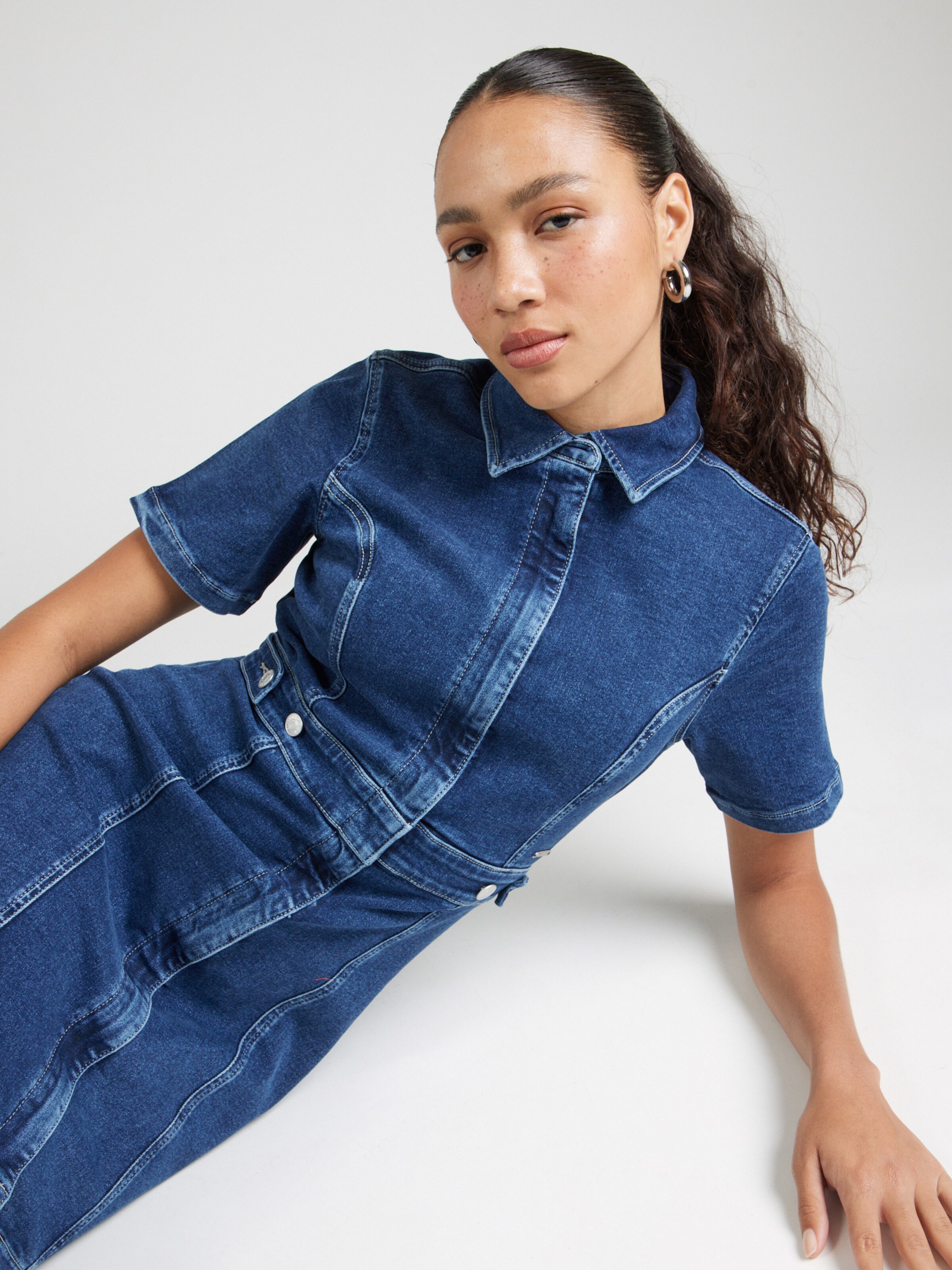 Tommy Jeans Jurk in Blauw Denim ABOUT YOU