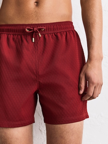 Next - Bermudas en rojo