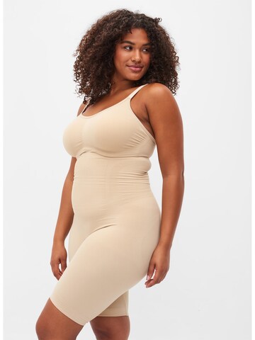 Devoted by Zizzi Shapingbody in Beige: voorkant