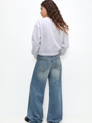 Pull&Bear Sweatshirt in Grey