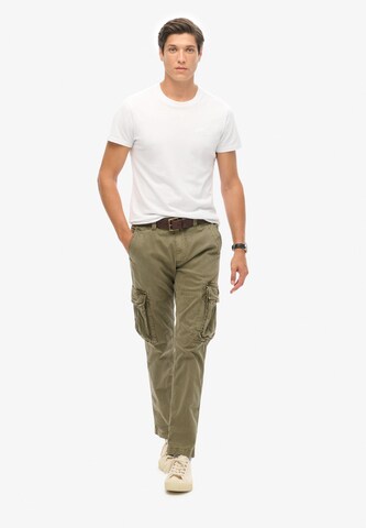 Superdry Regular Cargobroek 'Core' in Groen
