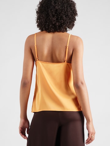 ABOUT YOU Top 'Celia' in Orange