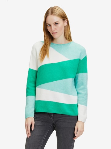 Betty Barclay Sweater in Green: front