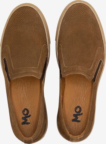 MO - Sapatilhas slip-on em castanho