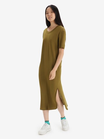 ICEBREAKER Sports dress 'Granary' in Green