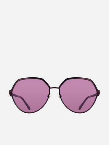 FERRAGAMO Sunglasses in Red: front