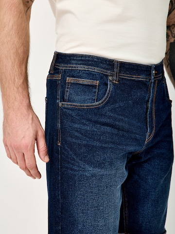 REDPOINT Regular Jeans in Blau
