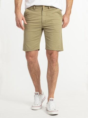 Rock Creek Regular Chino Pants in Green: front