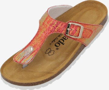 Séparateur d'orteils 'Kos Disco' Palado by Sila Sahin en rouge : devant