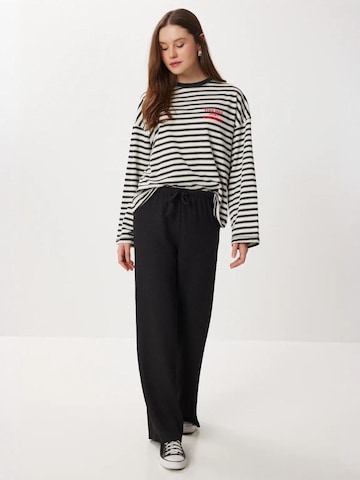 Wide leg Pantaloni 'Hose' di Happiness İstanbul in nero