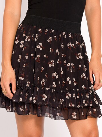 SASSYCLASSY Skirt in Black: front